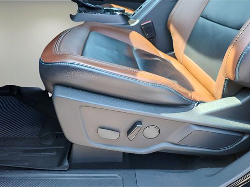 Used 2022 Ford Bronco Outer Banks image 40