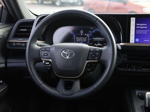 Certified 2023 Toyota Crown image 22