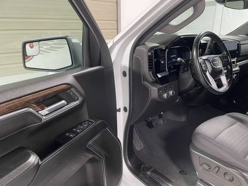 Used 2023 GMC Sierra 1500 SLE AWD/4WD image 10