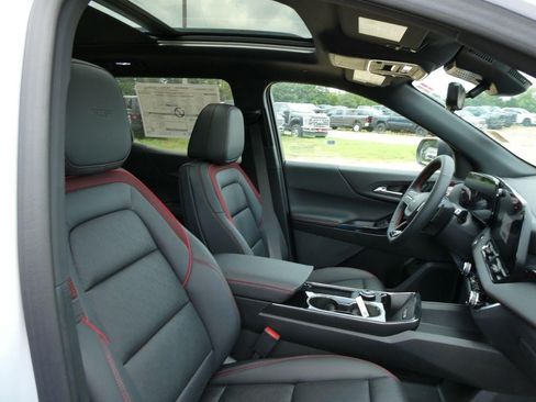 New 2027 Chevrolet Equinox RS w/ Safety and Technology Package AWD/4WD image 9