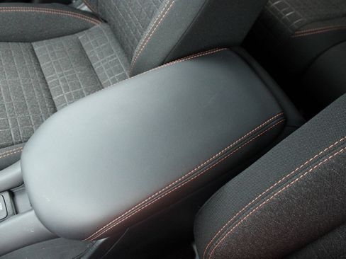 Used 2026 Honda HR-V Sport image 43