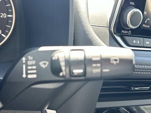 New 2026 Nissan Rogue SV AWD/4WD image 32