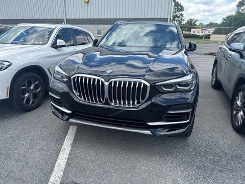 Used 2023 BMW X5 xDrive40i w/ Premium Package AWD/4WD image 2