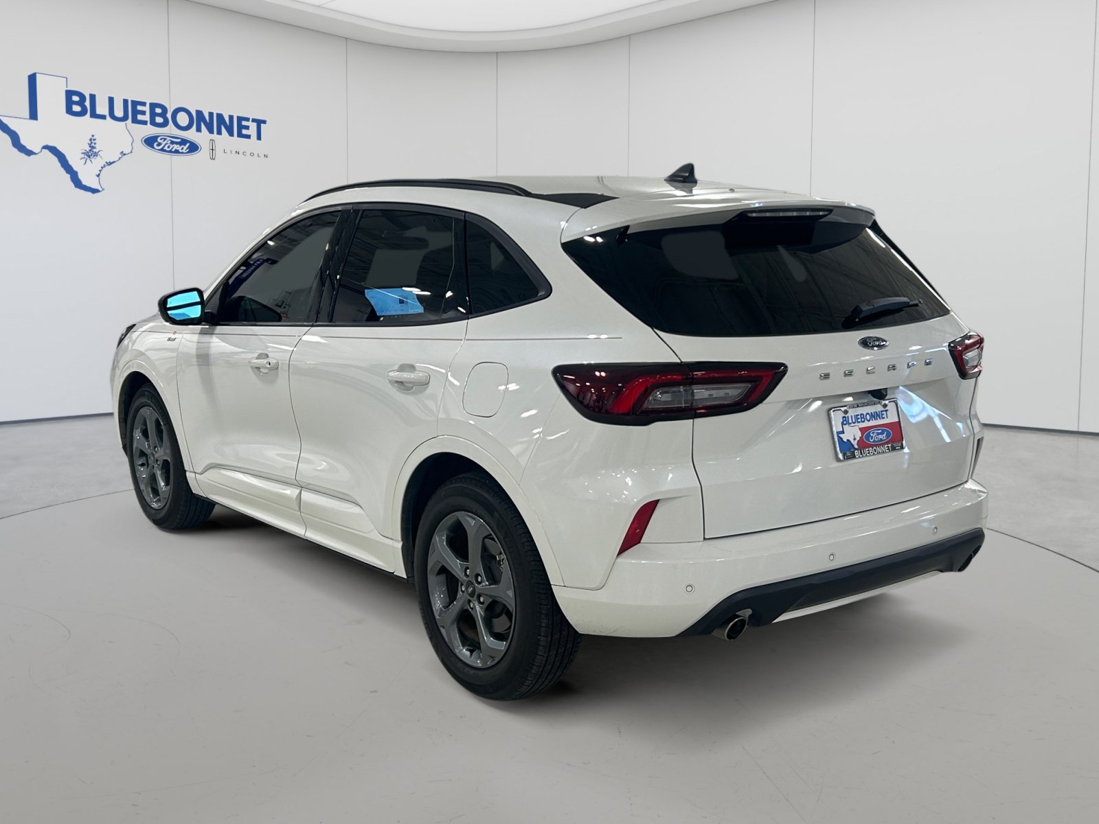 Certified 2024 Ford Escape ST-Line w/ Tech Pack #1 FWD image 7