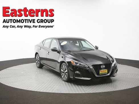 Used 2022 Nissan Altima 2.5 SV FWD image 50