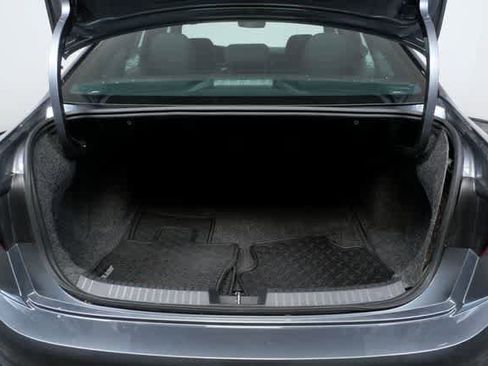 Certified 2025 Volkswagen Jetta Sport image 35