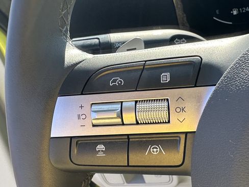 Used 2024 Hyundai Kona SEL w/ Convenience Package image 25