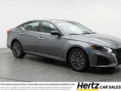 Used 2025 Nissan Altima 2.5 SV