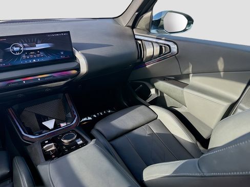 Used 2025 BMW X3 xDrive30i image 19