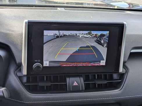 Used 2024 Toyota RAV4 LE image 21