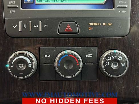 Used 2017 Chevrolet Traverse LT w/ Style and Technology Package image 39