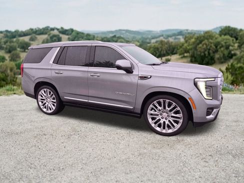 Certified 2026 GMC Yukon Denali w/ Denali Reserve Package AWD/4WD image 14