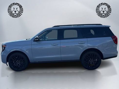 New 2026 Ford Expedition Platinum w/ Stealth Performance Package AWD/4WD image 10