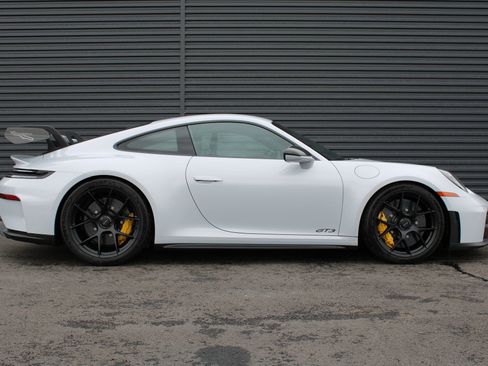 Certified 2026 Porsche 911 GT3 image 9