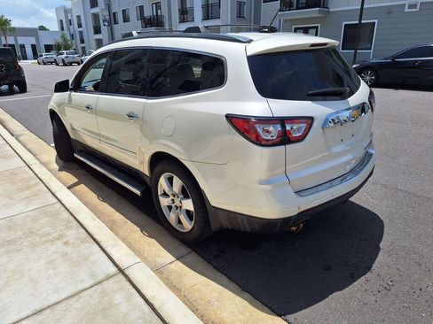 Used 2014 Chevrolet Traverse LTZ FWD image 9