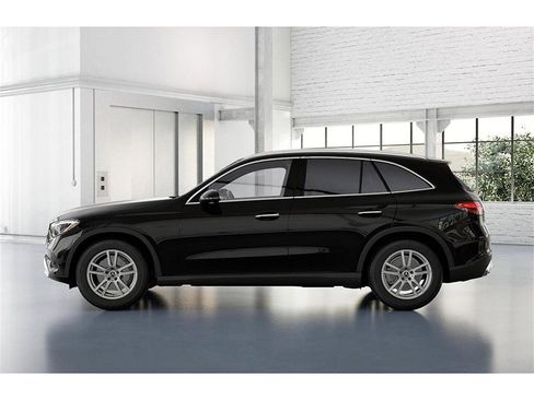 New 2026 Mercedes-Benz GLC 300 4MATIC image 34