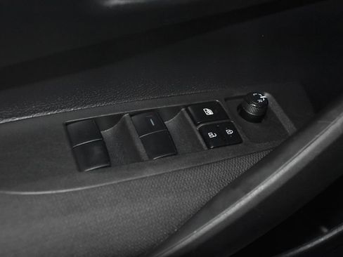 Used 2024 Toyota Corolla LE image 21