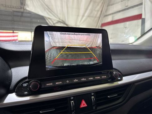 Used 2020 Kia Forte LXS image 31