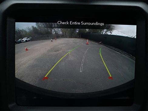 Used 2020 Jeep Wrangler Unlimited Sahara image 24