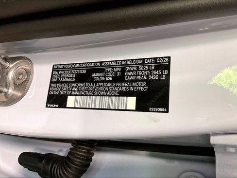 New 2026 Volvo XC40 B5 Plus w/ Protection Package Premier AWD/4WD image 8