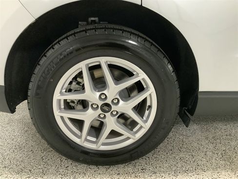 Used 2024 Ford Edge SEL image 12