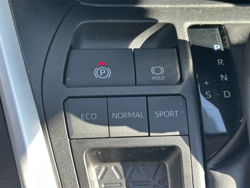 Certified 2025 Toyota RAV4 XLE image 25