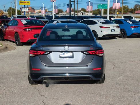 Used 2024 Nissan Sentra SR image 7