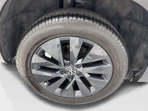 Used 2022 Volkswagen Taos S w/ IQ Drive S Package FWD image 82