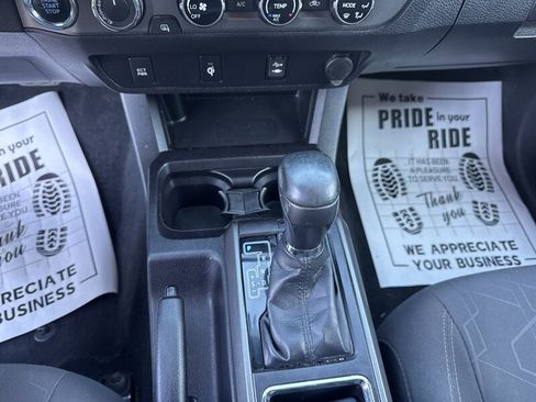 Used 2016 Toyota Tacoma TRD Off-Road w/ Towing Package AWD/4WD image 33