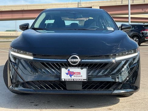 New 2026 Nissan Sentra SV w/ SV Convenience Package FWD image 3