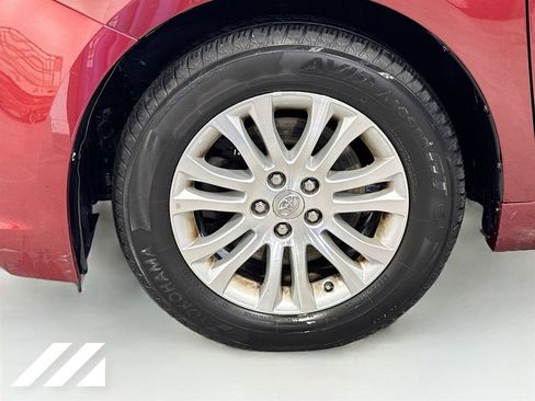 Used 2014 Toyota Sienna XLE w/ Entertainment Package image 34