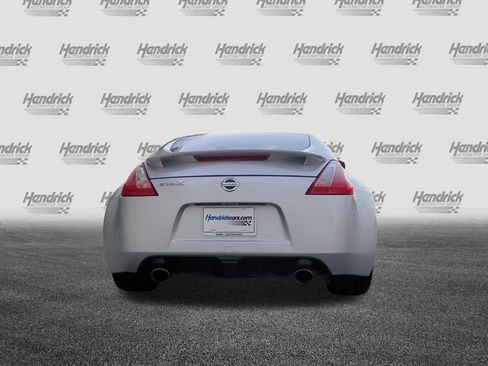 Used 2011 Nissan 370Z Coupe w/ Sport Pkg RWD image 9