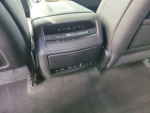 Certified 2024 Cadillac Escalade ESV Sport Platinum w/ LPO, ONYX Package image 22