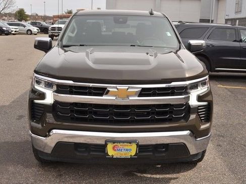 Used 2023 Chevrolet Silverado 1500 LT image 3
