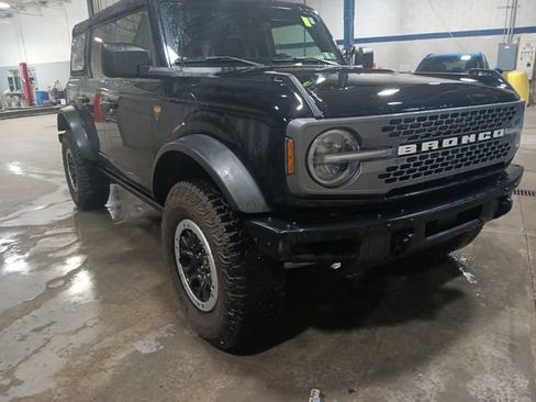 Used 2024 Ford Bronco Badlands w/ Sasquatch Package AWD/4WD image 2