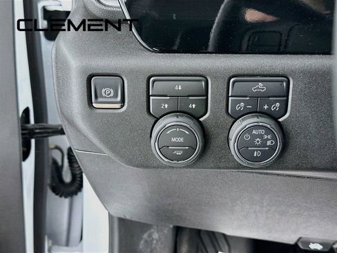Used 2026 Chevrolet Silverado 2500 LT AWD/4WD image 14