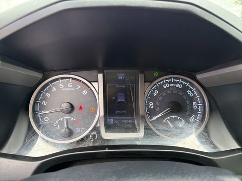 Used 2019 Toyota Tacoma SR5 AWD/4WD image 21