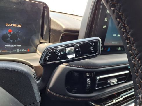 Used 2025 Lincoln Aviator Reserve w/ Jet Appearance Package RWD image 18