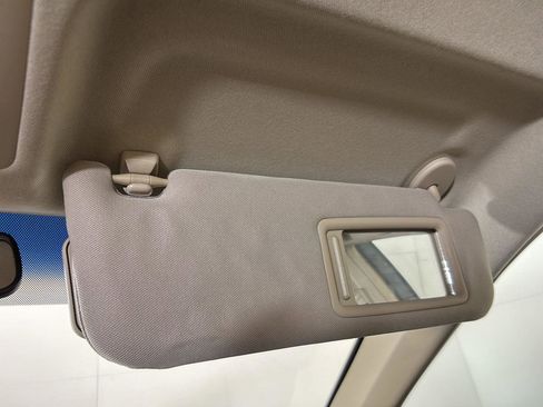 Used 2012 Toyota Camry LE FWD image 35