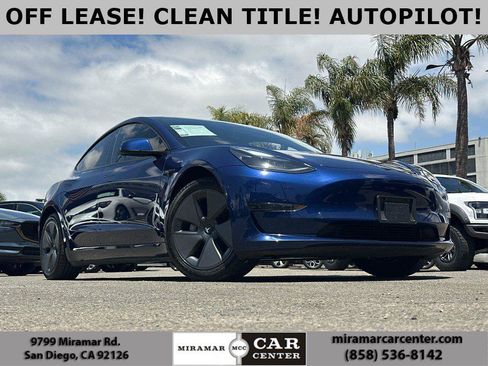 Used 2023 Tesla Model 3 Standard Range RWD image 1