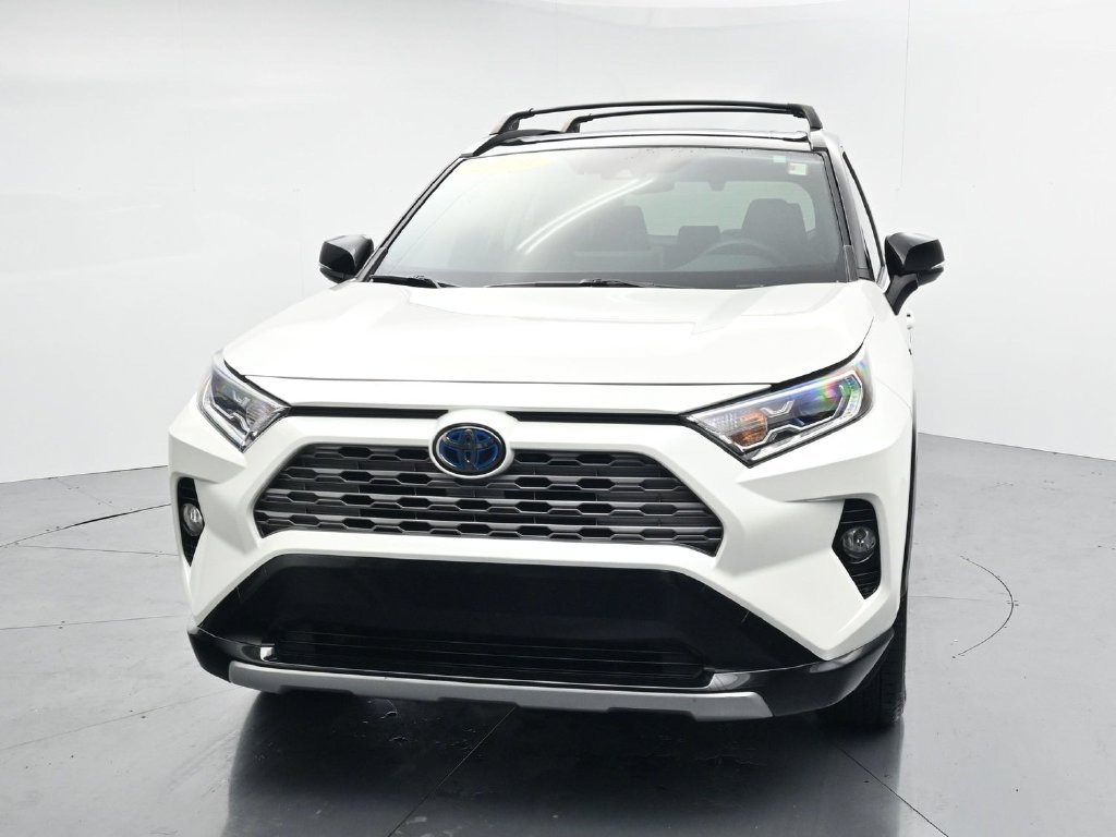 Used 2020 Toyota RAV4 XSE w/ All Weather Liner Package AWD/4WD image 3