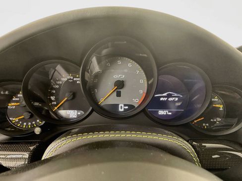 Certified 2019 Porsche 911 GT3 RWD image 15