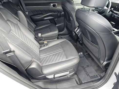 Used 2025 Kia Sorento SX Prestige AWD/4WD image 29