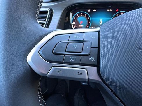 New 2026 Volkswagen Atlas Cross Sport SE image 18