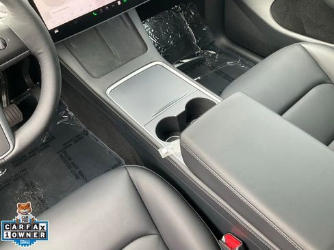 Used 2024 Tesla Model Y 2WD image 38