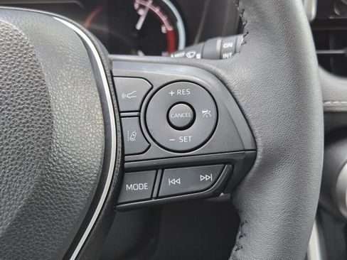 Used 2023 Toyota RAV4 XLE Premium FWD image 29