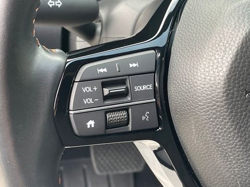Used 2025 Honda HR-V Sport image 25