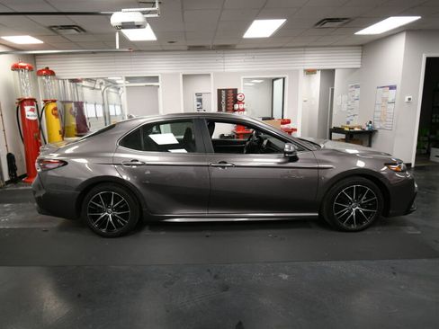 Certified 2023 Toyota Camry SE w/ Cold Weather Package image 8