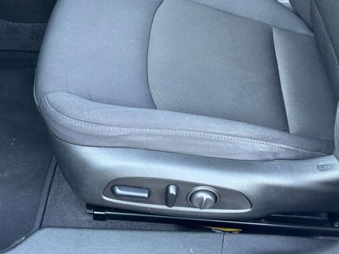 Used 2023 Chevrolet Malibu LT FWD image 18
