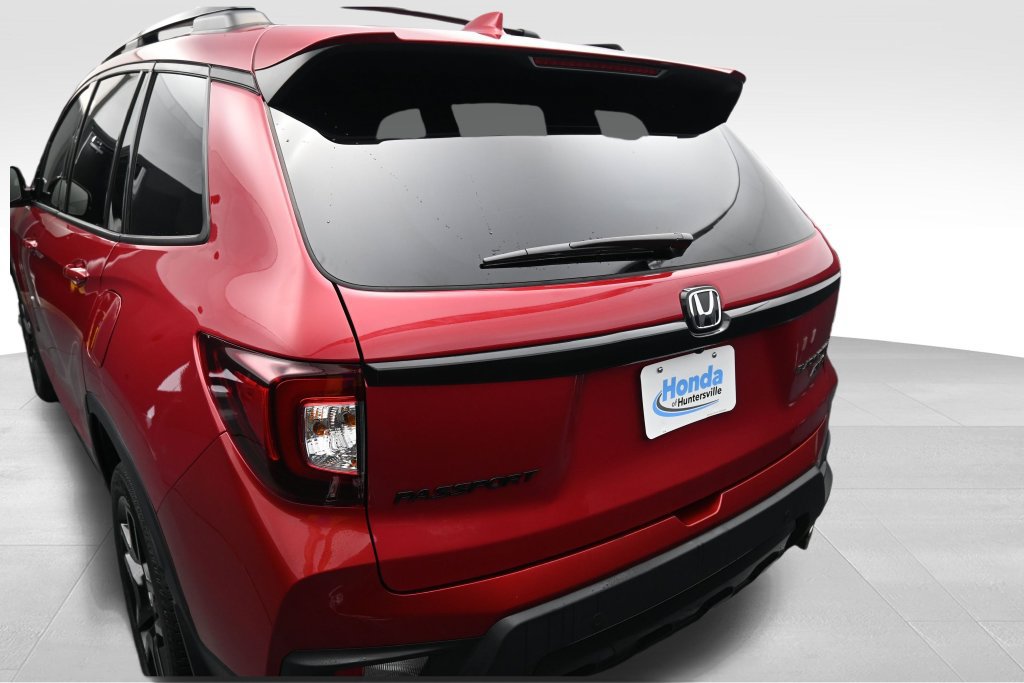 Used 2025 Honda Passport Black Edition image 17